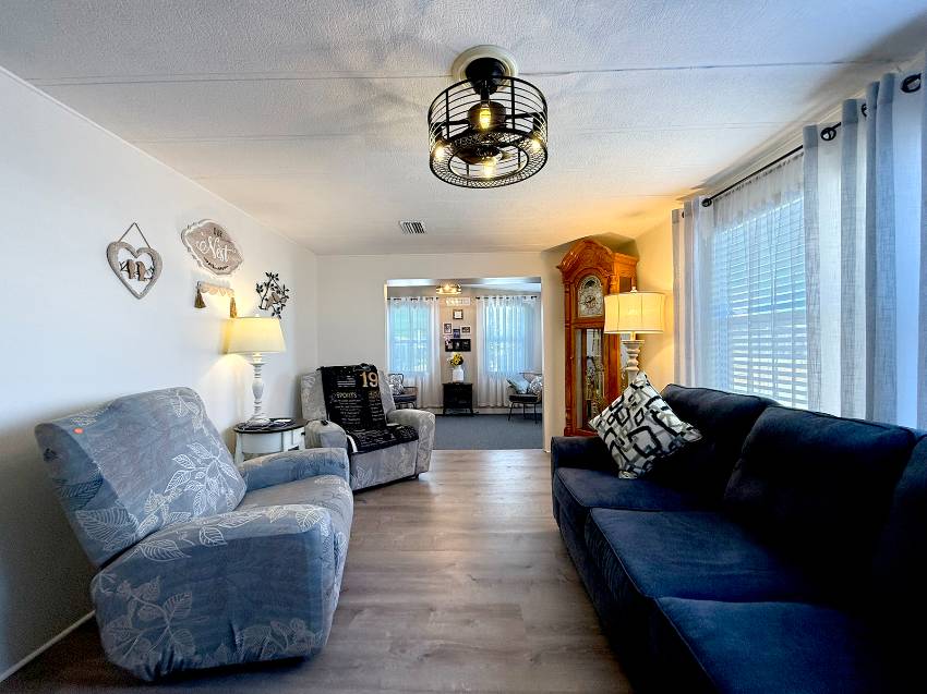 7703 Laurel Way a Ellenton, FL Mobile or Manufactured Home for Sale